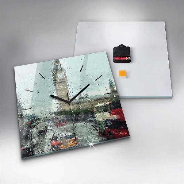 Reloj cuadrado Londres lluvioso