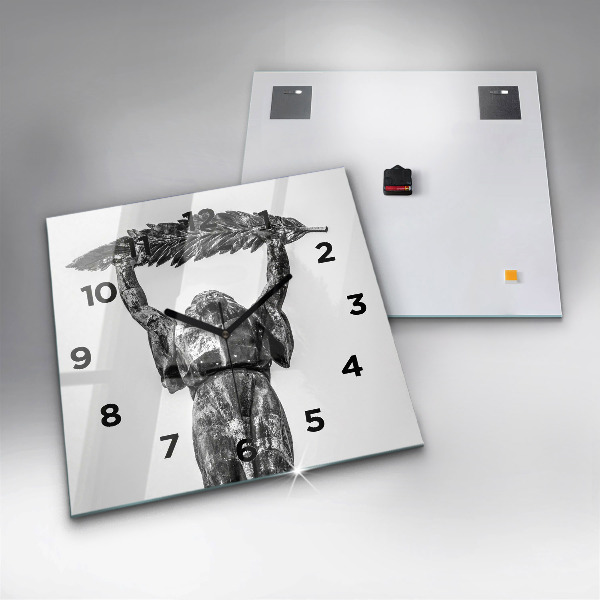 Reloj cuadrado La Estatua de la Libertad en Budapest