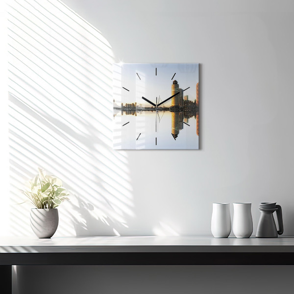 Reloj de pared cuadrado Ciudad junto al río