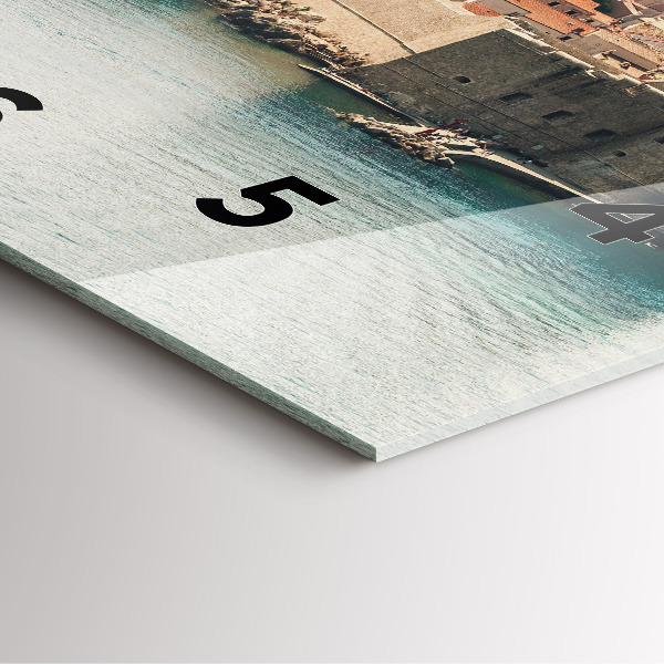 Reloj cuadrado Velero en Dubrovnik