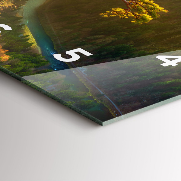 Reloj cuadrado Puesta de sol sobre montañas