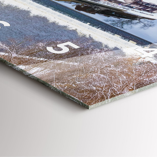 Reloj de pared cuadrado Panorama de una ciudad en invierno