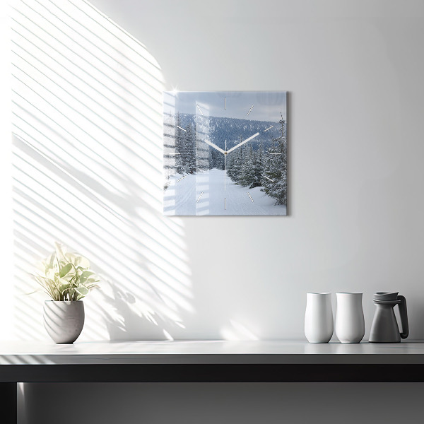 Reloj cuadrado Montañas gigantes checas en invierno