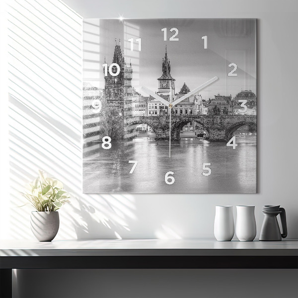 Reloj cuadrado Vista del Puente de Carlos Praga