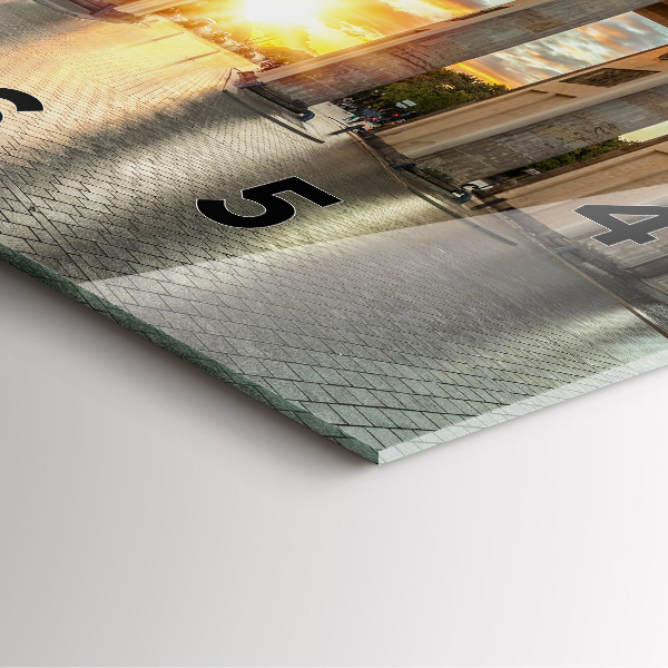 Reloj cuadrado Puerta de Brandemburgo en Berlín