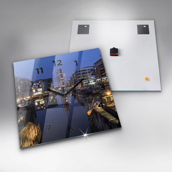 Reloj cuadrado Ciudad iluminada de noche