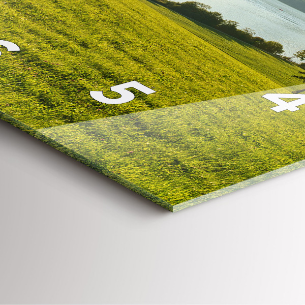 Reloj de pared cuadrado Montañas y campos