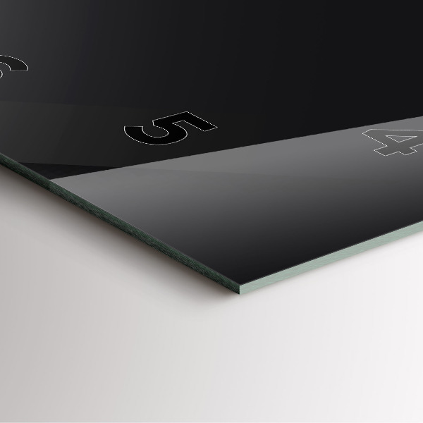 Reloj de pared cuadrado Pared oscura