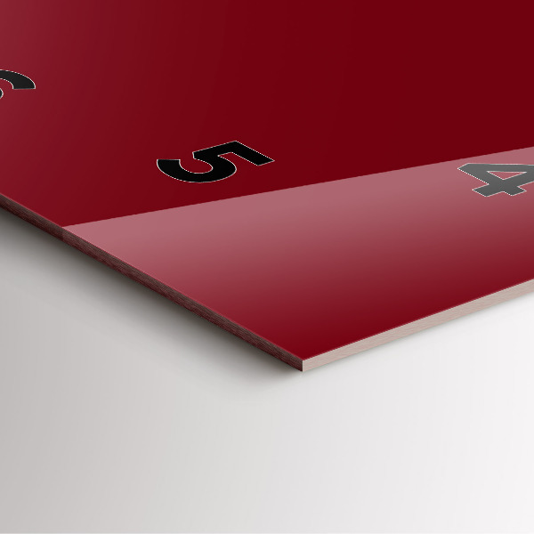 Reloj cuadrado Color burdeos