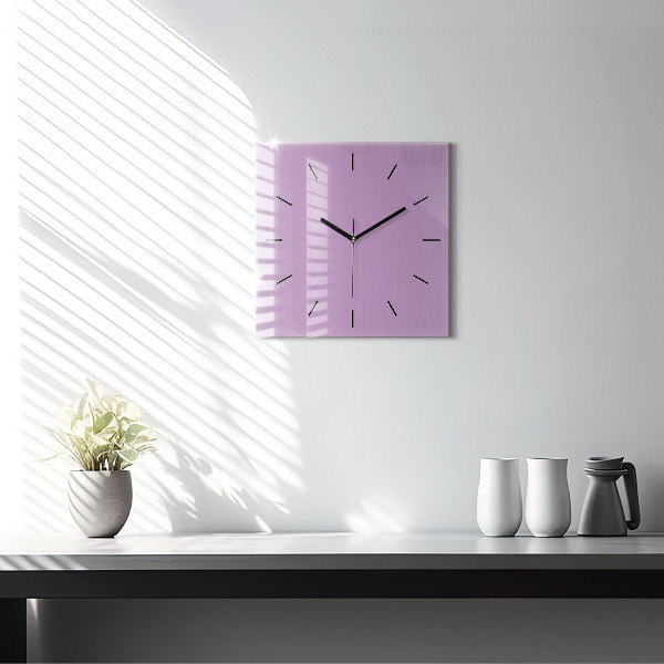 Reloj de pared cuadrado El color lila