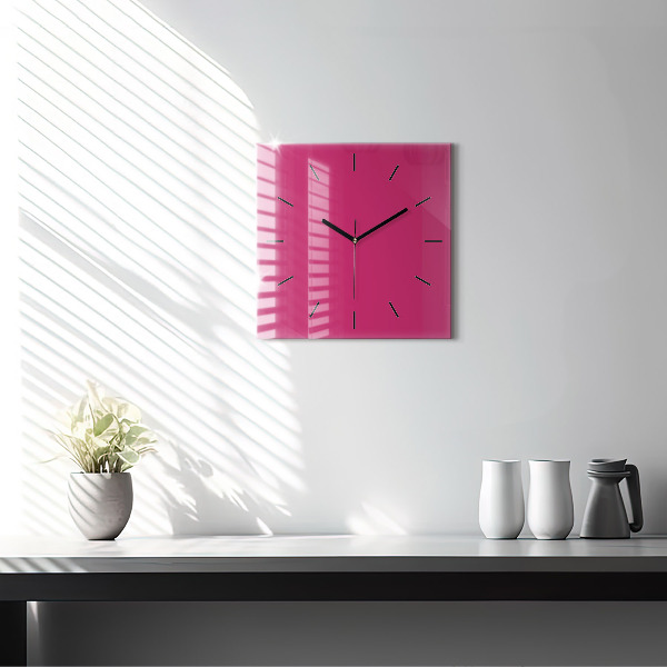 Reloj de pared cuadrado El color rosa fuerte