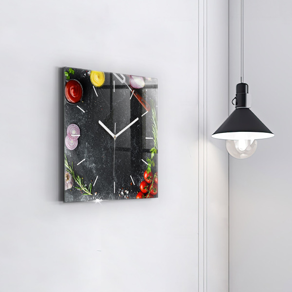 Reloj de pared cuadrado Verduras sobre una mesa
