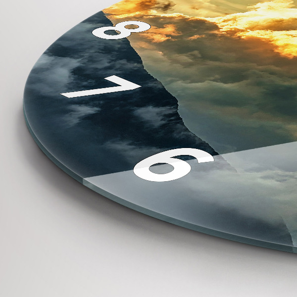 Reloj de cristal redondo Vuelo en globo en las nubes