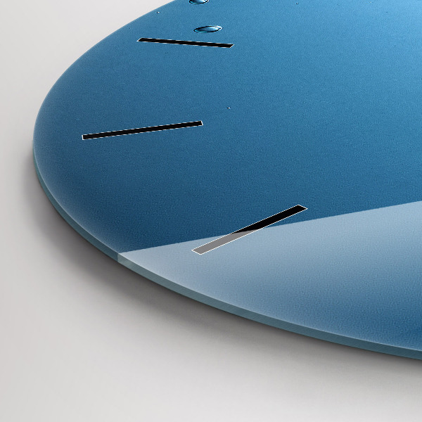 Reloj de cristal redondo Primer plano de agua