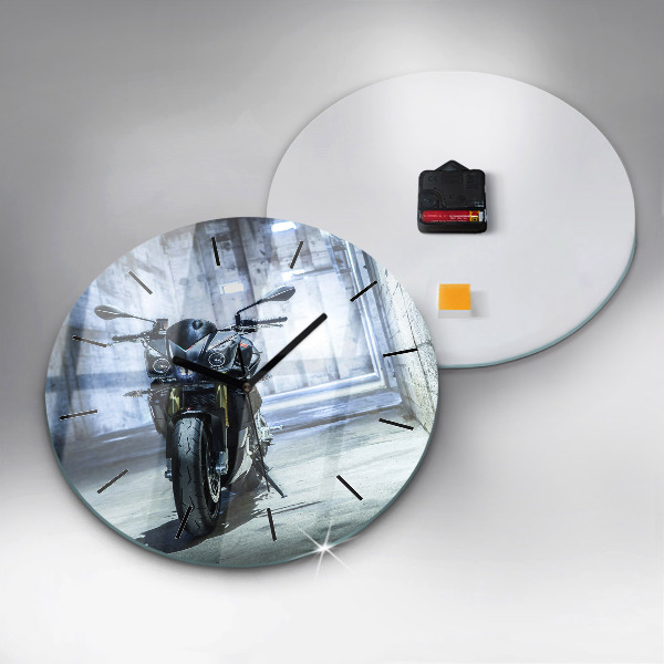 Reloj redondo pared Moto en un callejón