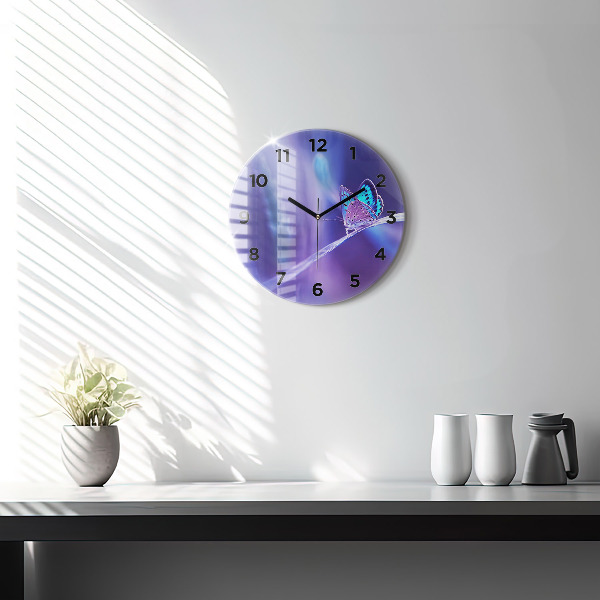 Reloj de pared redondo Mariposa sobre hierba
