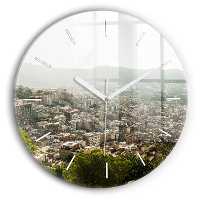 Reloj de pared redondo Vista de Montjuic en Barcelona