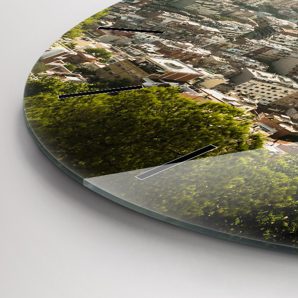 Reloj de pared redondo Vista de Montjuic en Barcelona