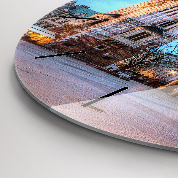 Reloj redondo pared Plaza del Mercado Principal en Cracovia