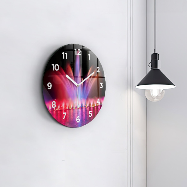 Reloj redondo pared Fuente de Wrocław por la noche