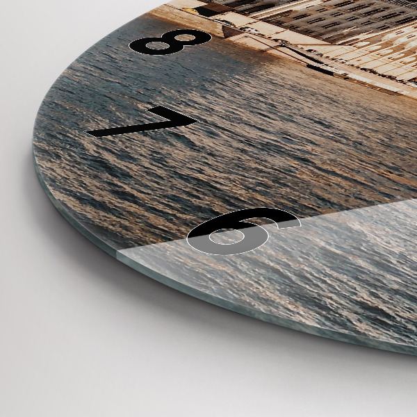 Reloj de cristal redondo Parlamento en Budapest