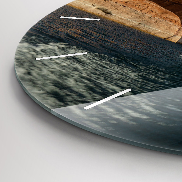 Reloj de pared redondo Persona sobre esquís acuáticos