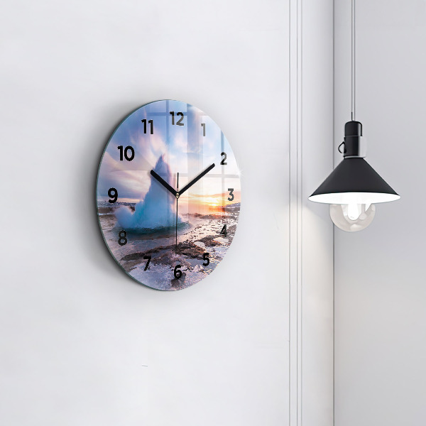 Reloj de cristal redondo Géiser en la isla de Islandia